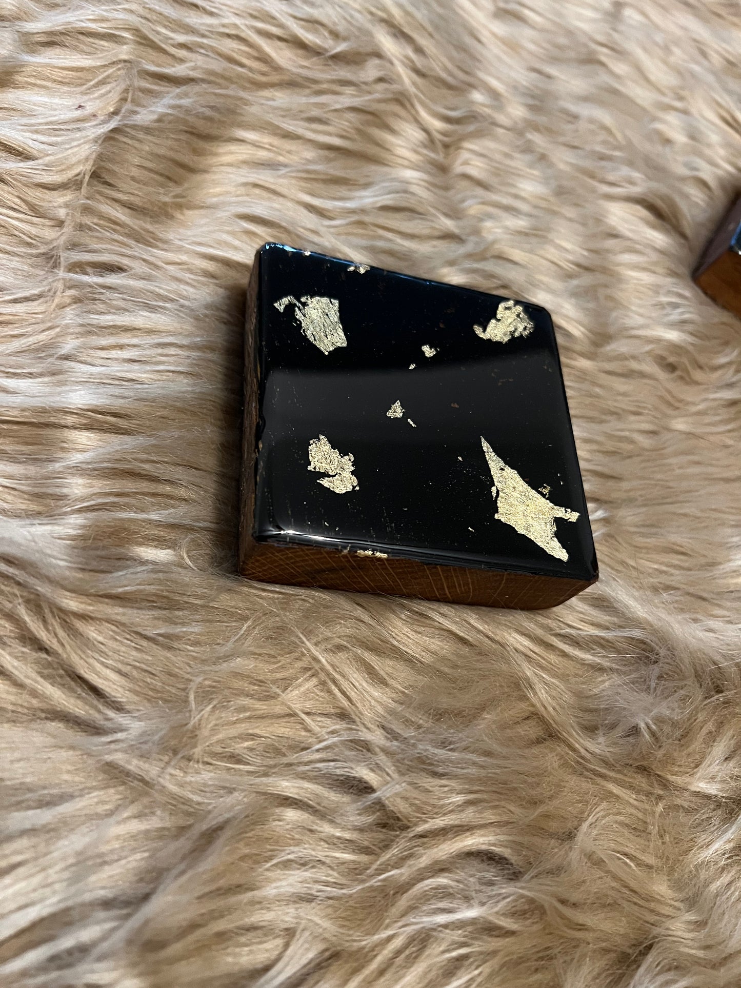 Epoxy black key rack square